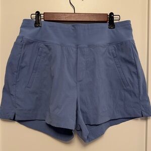 Athleta Trekkie North Short Women 10 Periwinkle Ripstop Stretch Hiking 3.5”